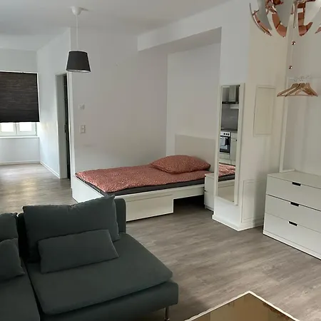 Apartment Studio Appartement W8 *